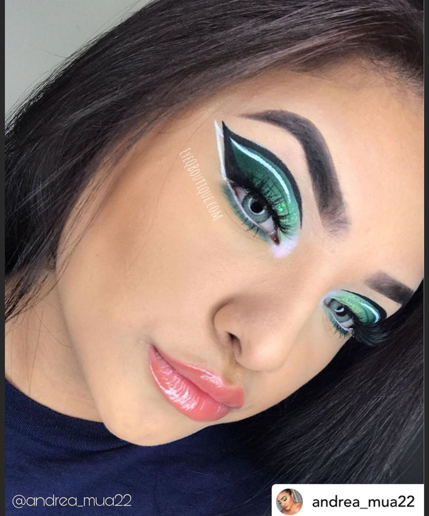 FRESHTONE EMERALD GREEN COSMETIC COLORED CONTACT LENSES FREE SHIPPING - EyeQ Boutique